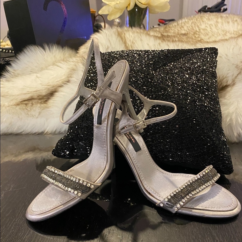 Silver ✨sandal ✨high heels Brand “ Nina” NEW YORK